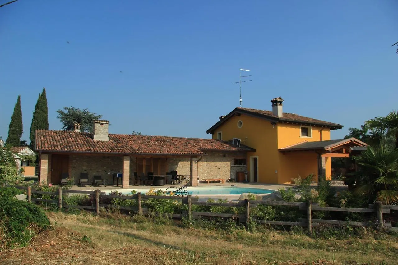 Holiday home Valle Segreta Valeggio sul Mincio